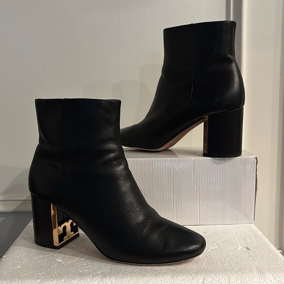 Tory Burch Woman’s Gigi Black Leather Boots - Picture 7 of 15